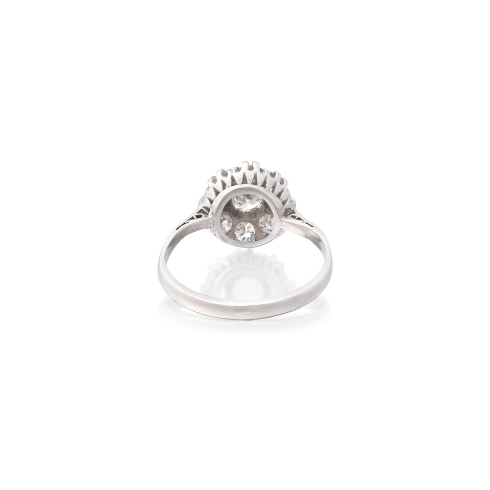DIAMOND CLUSTER RING - 2