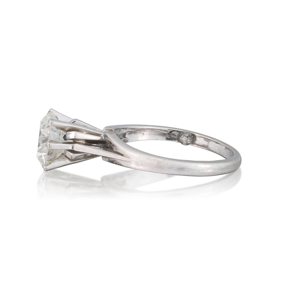 DIAMOND SINGLE-STONE RING - 2
