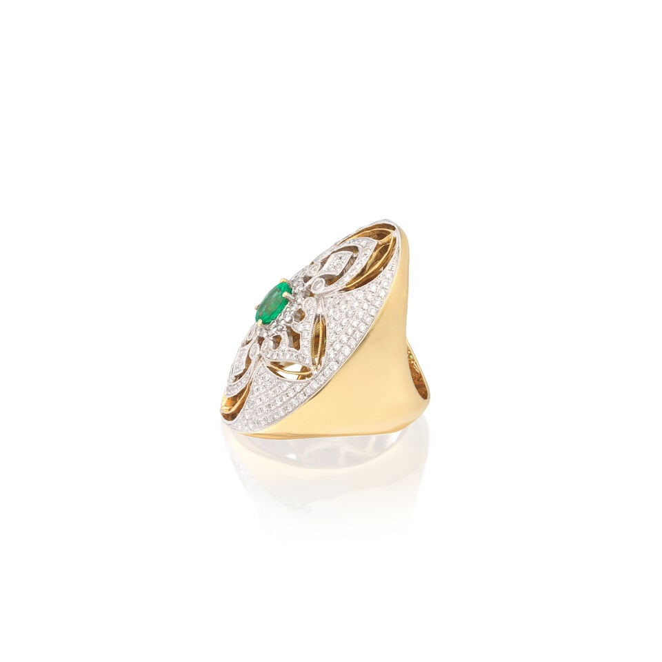EMERALD AND DIAMOND DRESS RING - 3
