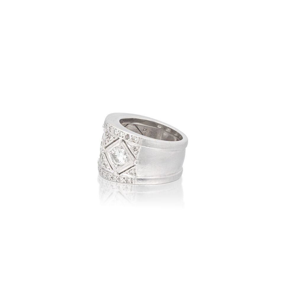 DIAMOND RING - 3