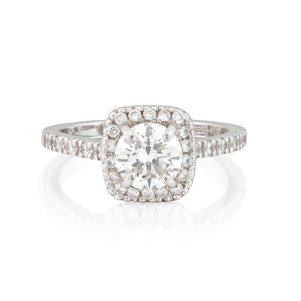DIAMOND CLUSTER RING (1 of 4)