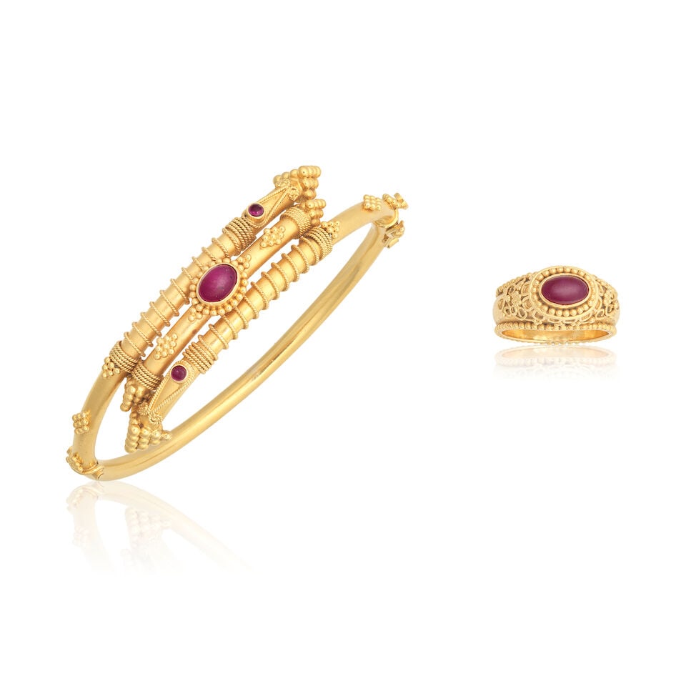 RUBY-SET BYZANTINE STYLE RING AND BANGLE SUITE (1 of 2)