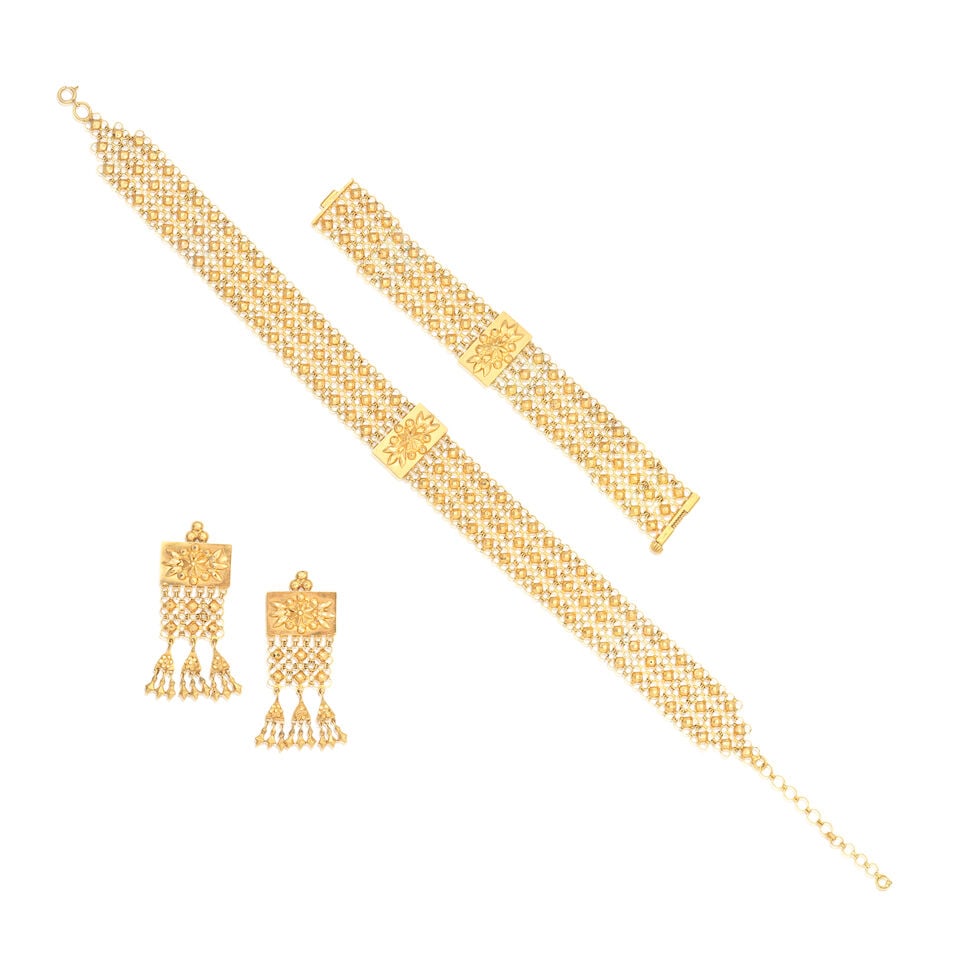 OPENWORK CHOKER NECKLACE, BRACELET AND EARRING SUITE (1 of 2)