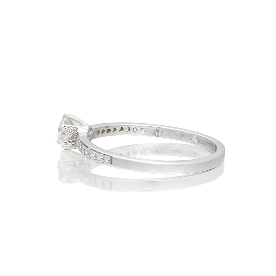 H STERN: SINGLE STONE DIAMOND RING - 3