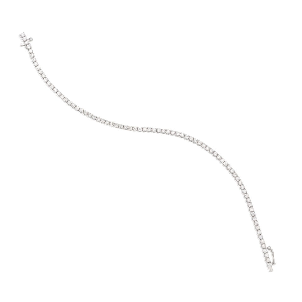 DIAMOND LINE BRACELET: DIAMOND LINE BRACELET Brilliant-cut diamonds approx. 1.55cts total Length 17.5cm Weight approx. 7.0g Footnotes: OVERALL CONDITION Light surface wear to unhallmarked white metal stamped 18K. Clasp and