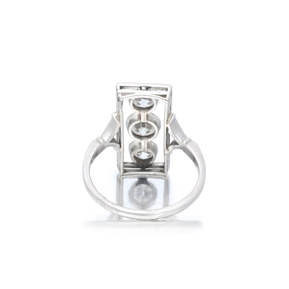 DIAMOND THREE-STONE PANEL RING - 2