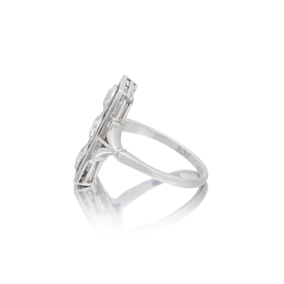 DIAMOND THREE-STONE PANEL RING - 3