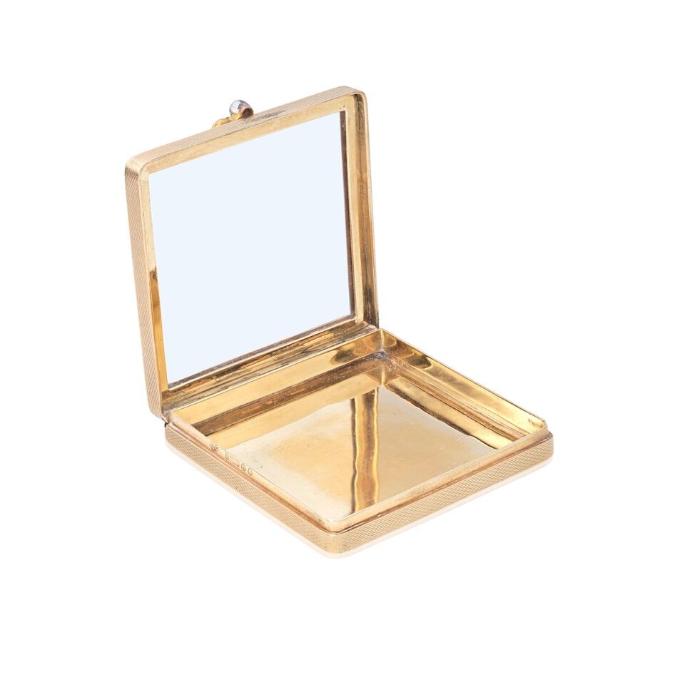 GOLDSMITHS & SILVERSMITHS COMPANY: DIAMOND-SET COMPACT, 1937 - 2