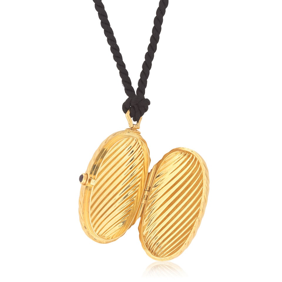 GEM-SET PILLBOX LOCKET - 2