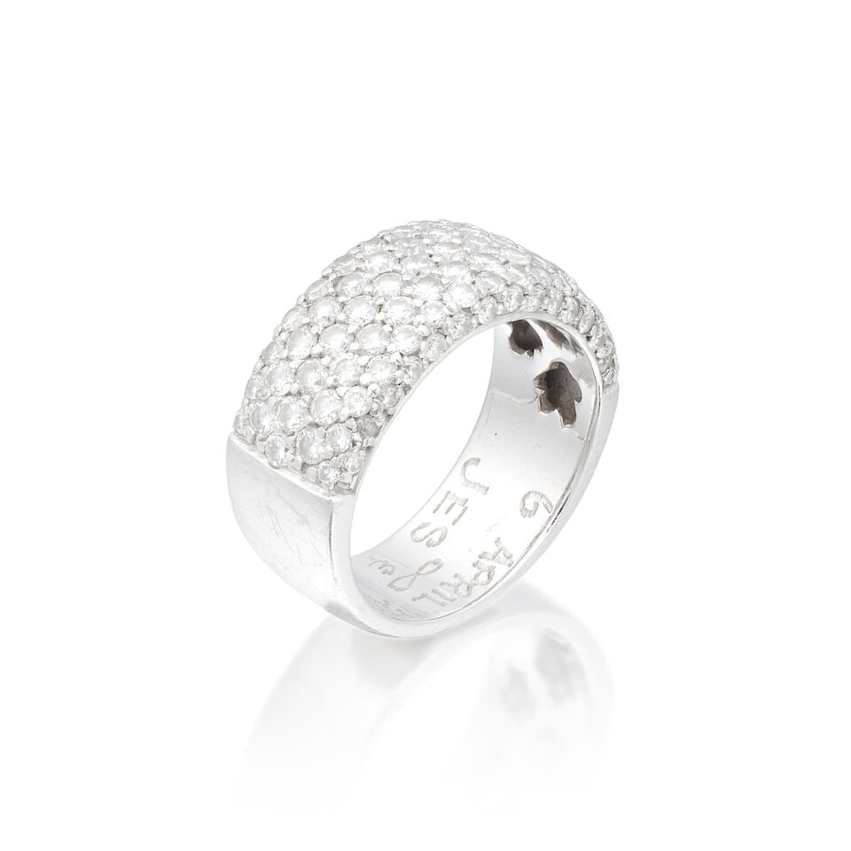 DIAMOND-SET RING: DIAMOND-SET RING Brilliant-cut diamonds approx. 1.35cts total Ring size approx. P (leading edge) Weight approx. 14.5g Footnotes: OVERALL CONDITION Some wear to unhallmarked white metal, stamped to