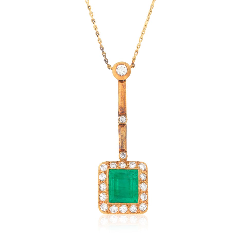 EMERALD AND DIAMOND NECKLACE (1 of 2)