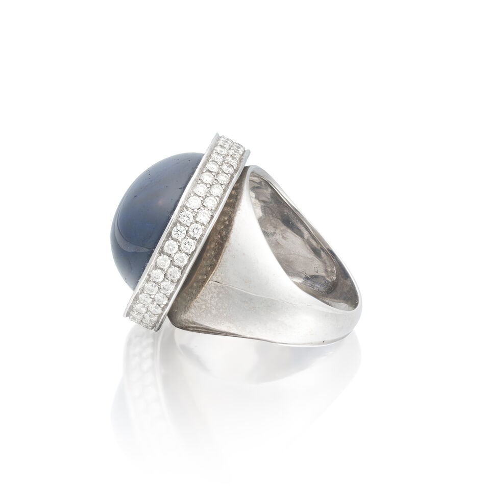 SAPPHIRE AND DIAMOND RING - 3