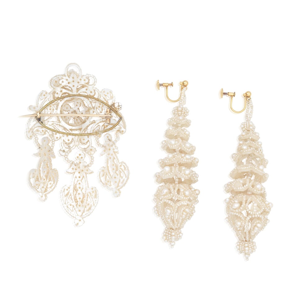 SEED PEARL AND MOTHER-OF-PEARL BROOCH AND EARRING SUITE, CIRCA MID-19TH CENTURY - 2