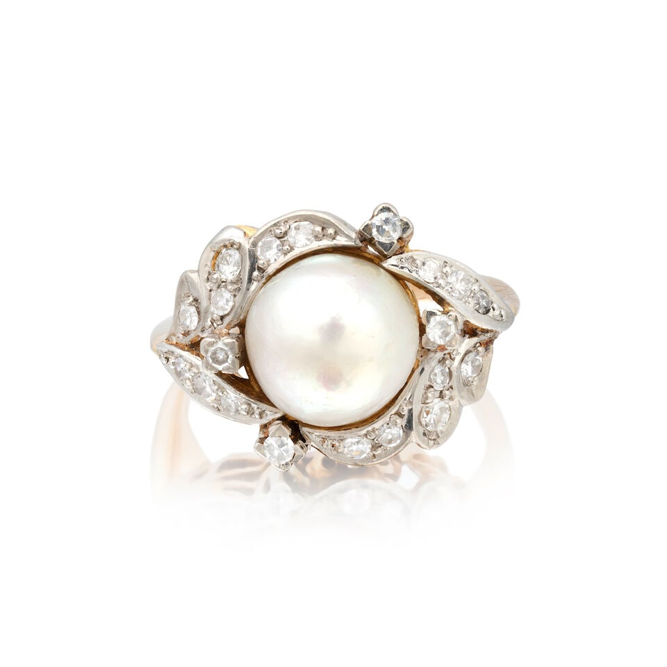 CULTURED PEARL AND DIAMOND RING - 4