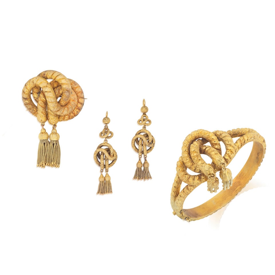KNOT AND TASSEL BROOCH, EARRING AND BANGLE SUITE, MID 18TH CENTURY AND LATER (1 of 5)