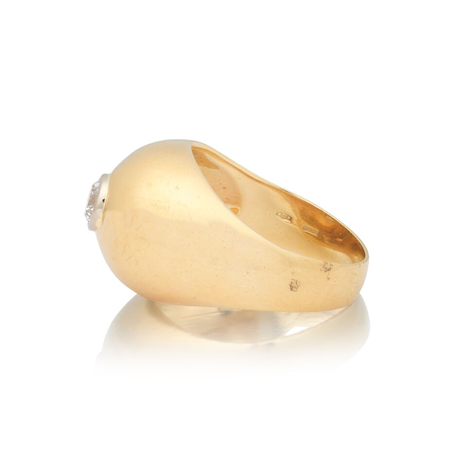 DIAMOND-SET BOMBÉ RING - 3
