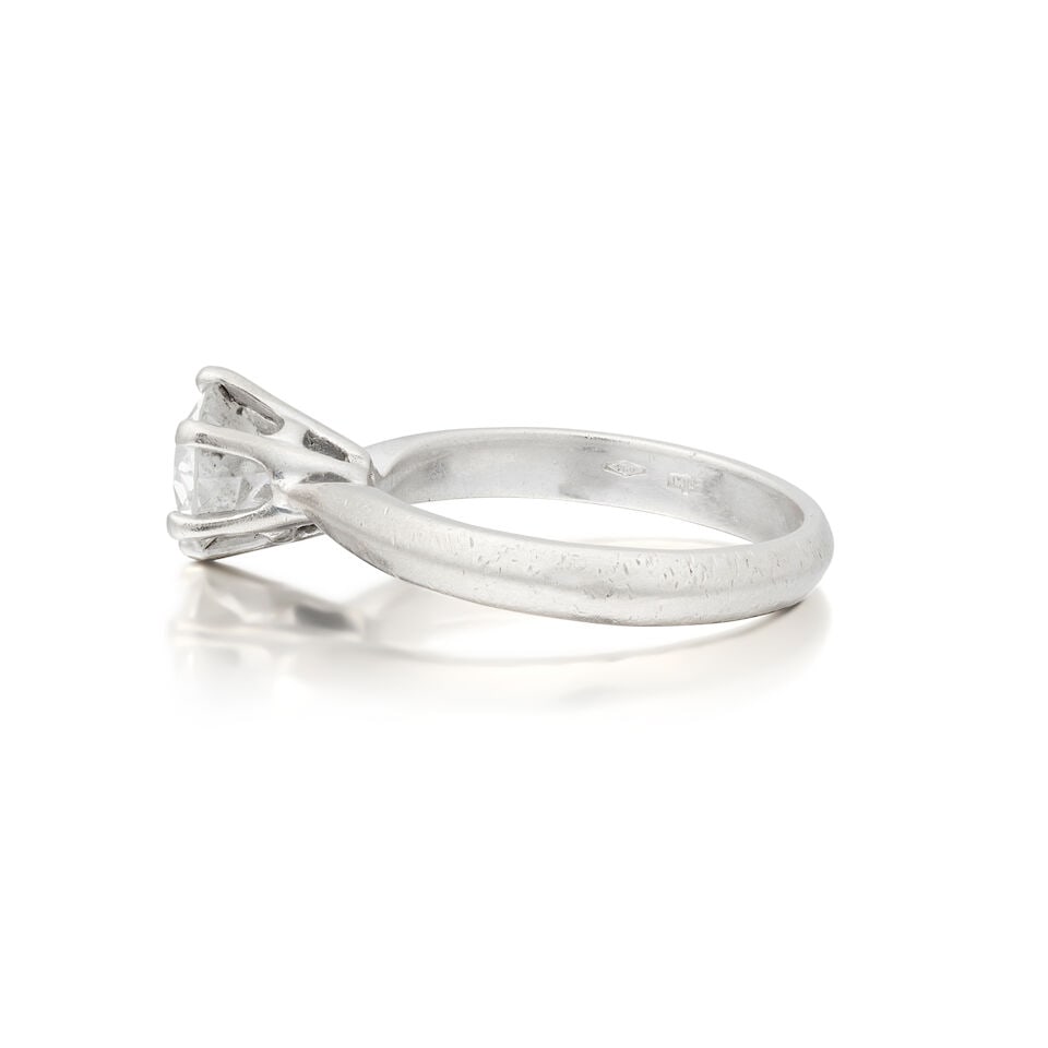 DIAMOND SINGLE-STONE RING, 2003 - 3