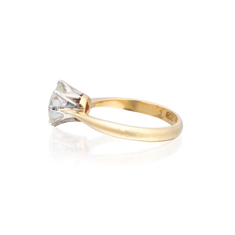DIAMOND SINGLE-STONE RING - 3