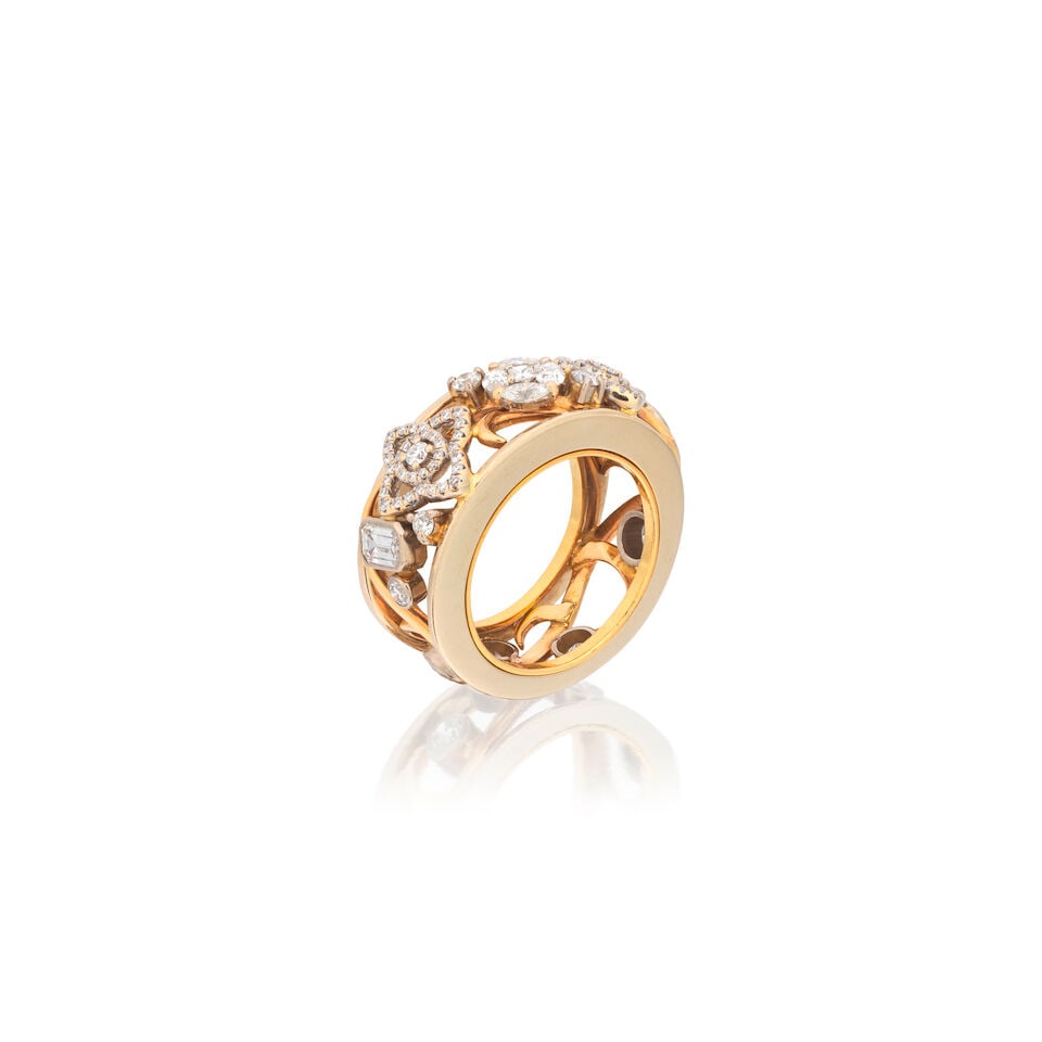 CATHERINE BEST: DIAMOND-SET 'STORY' RING (1 of 3)