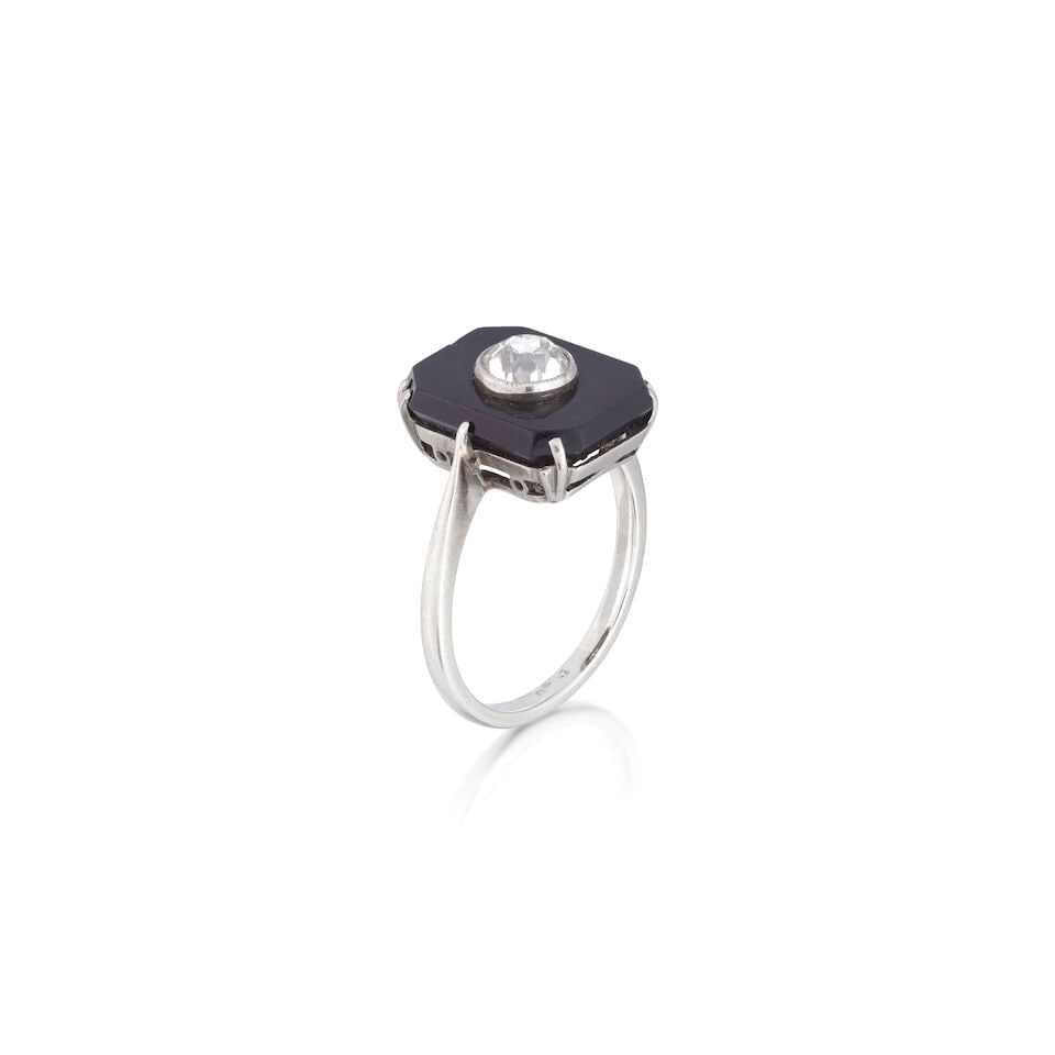 ONYX AND DIAMOND RING - 2
