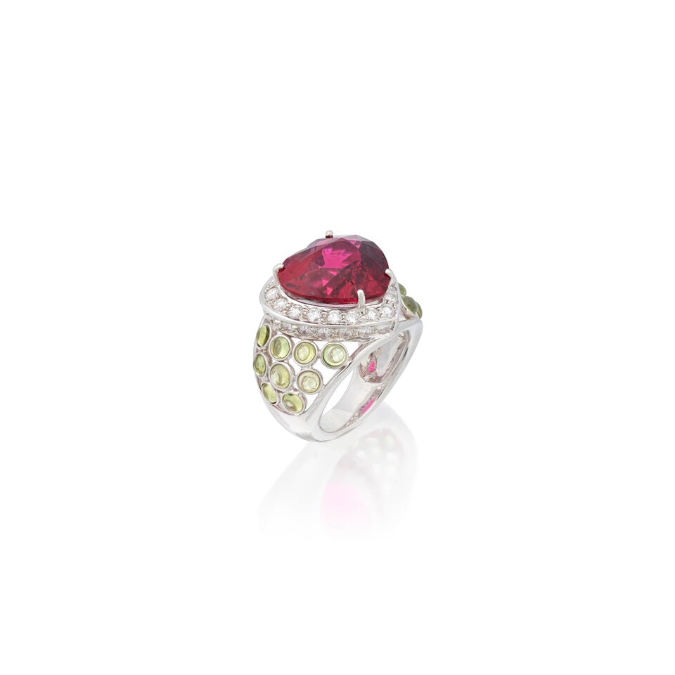 TOURMALINE, PERIDOT AND DIAMOND RING - 4
