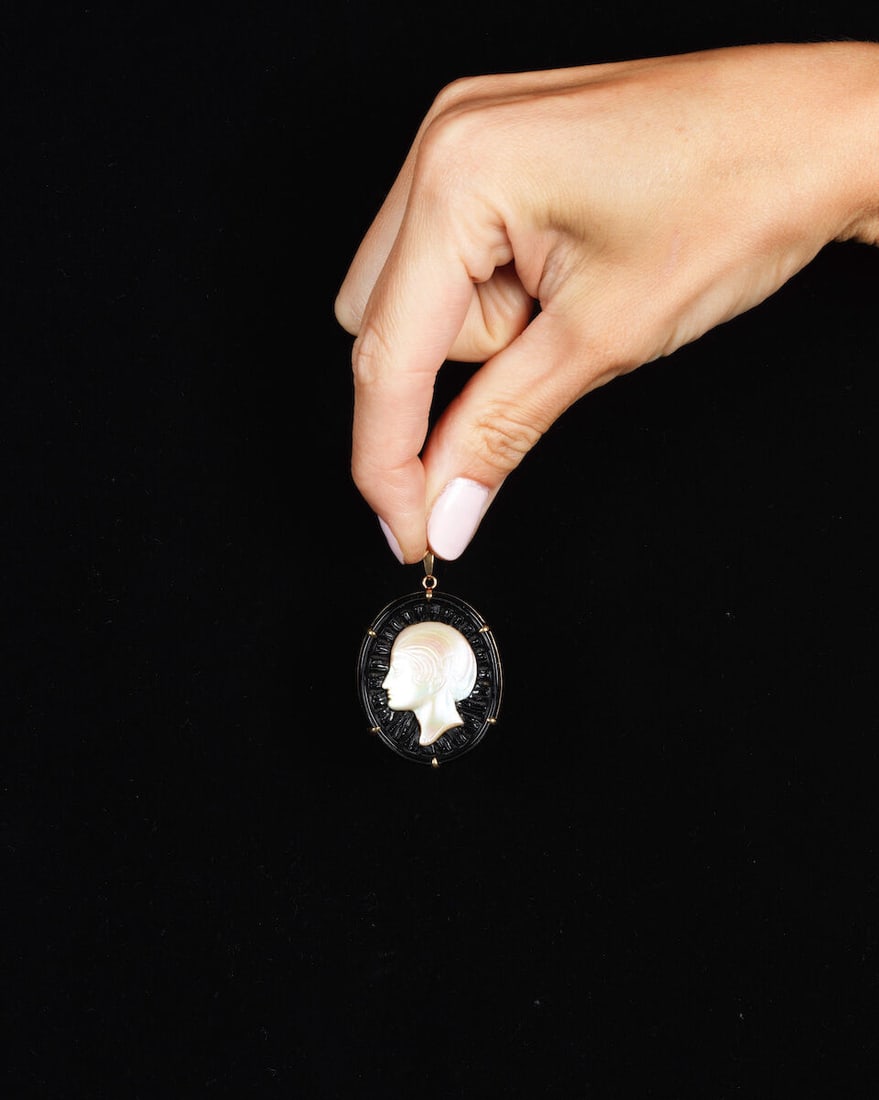 ALFRED LYNDHURST POCOCK: CAMEO PENDANT, FIRST HALF OF THE 20TH CENTURY - 2