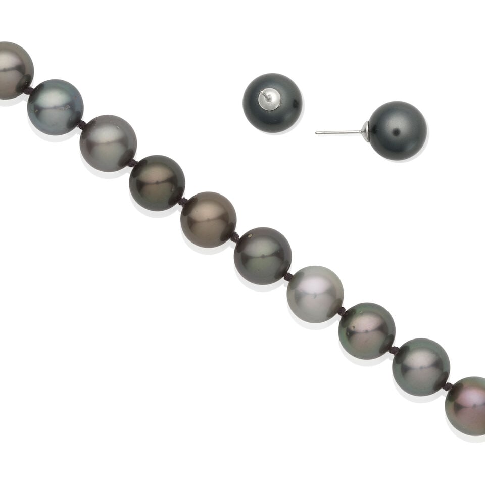 CULTURED PEARL NECKLACE AND EARRING SUITE - 2
