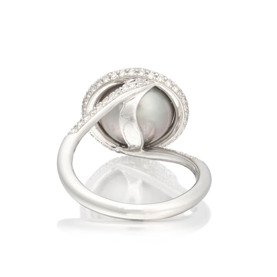 CULTURED PEARL AND DIAMOND RING - 2