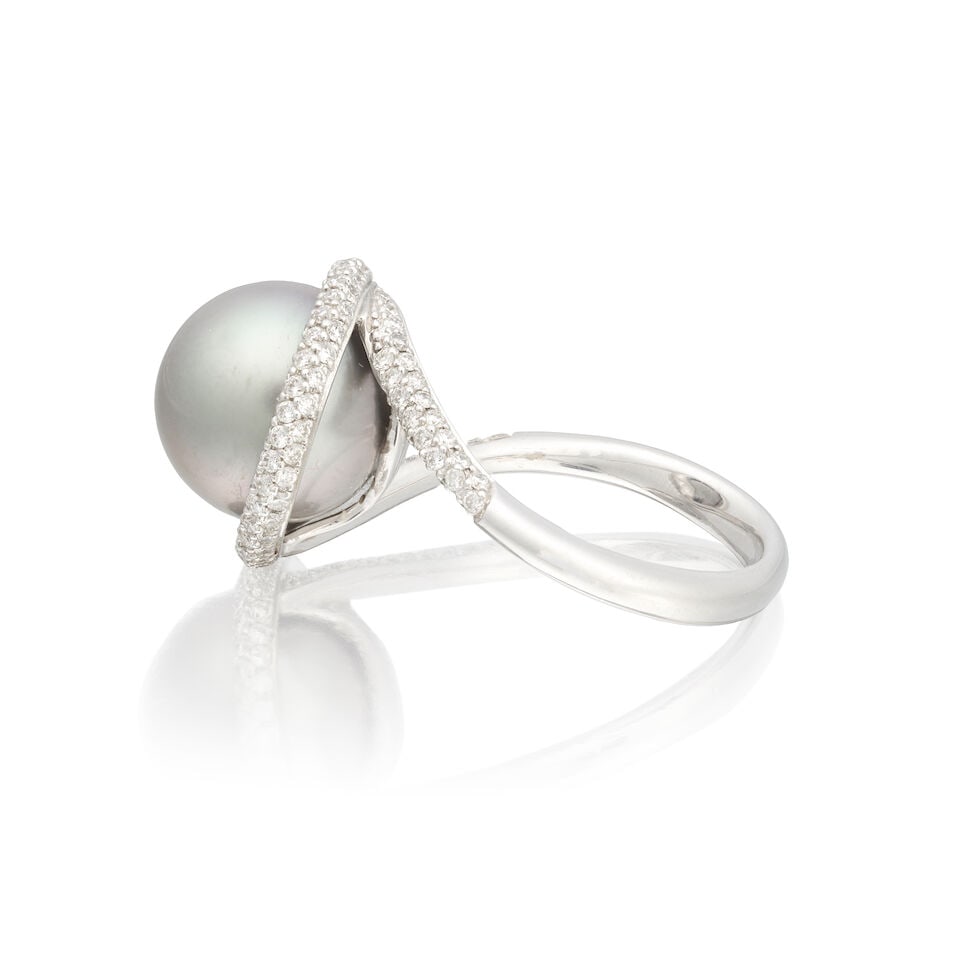 CULTURED PEARL AND DIAMOND RING - 3