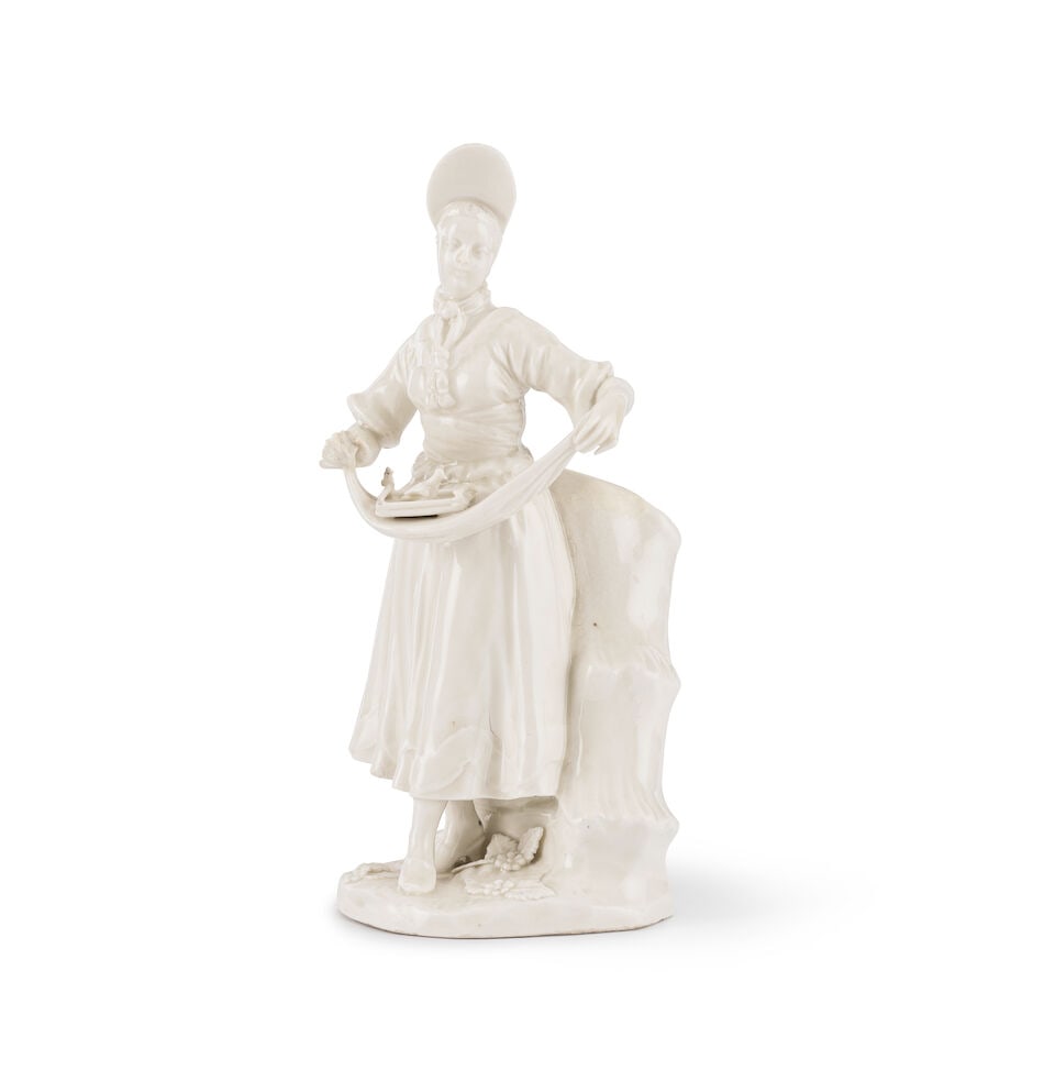 Statuette en porcelaine de Vienne représentant une vendeuse d'oiseaux provenant d'une s... - 2