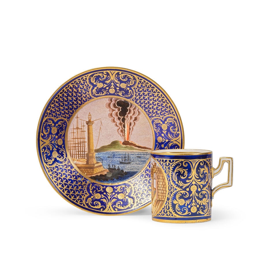Tasse et soucoupe en porcelaine napolitaine en terraglia à décor topographique (vue du... - 2