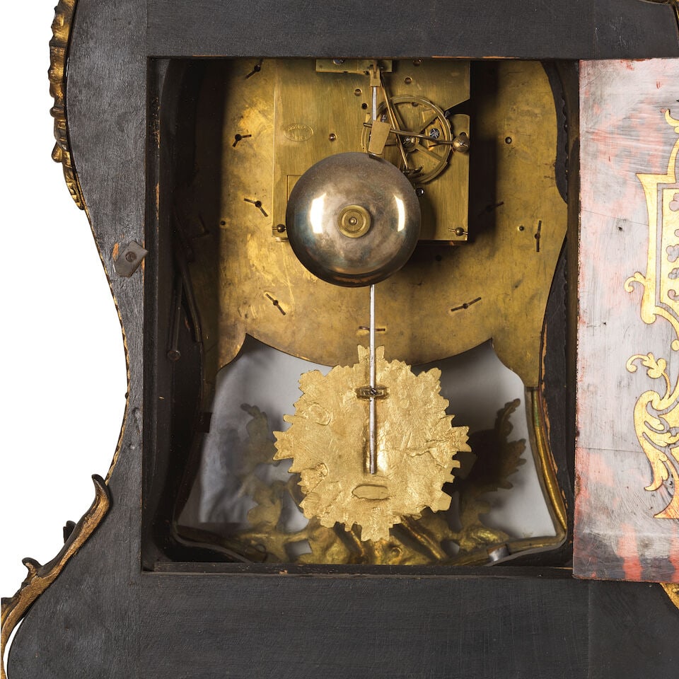 Cartel de forme mouvemetée en placage d'écaille rouge de tortue de la fin du XIXe si&#... - 2