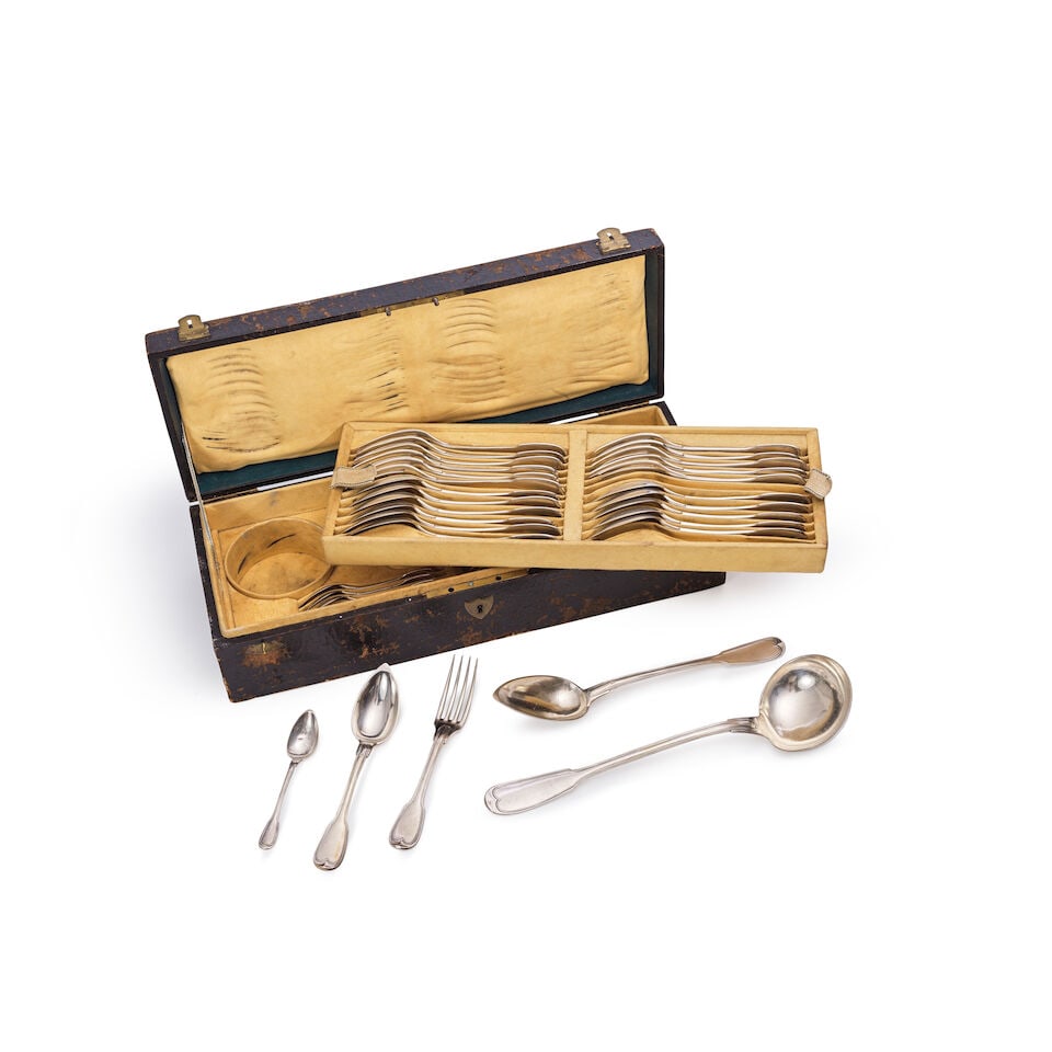 Paris, 1819-38 Parties de ménagères en argent 925 et 950°/°°, modè... (1 of 1)