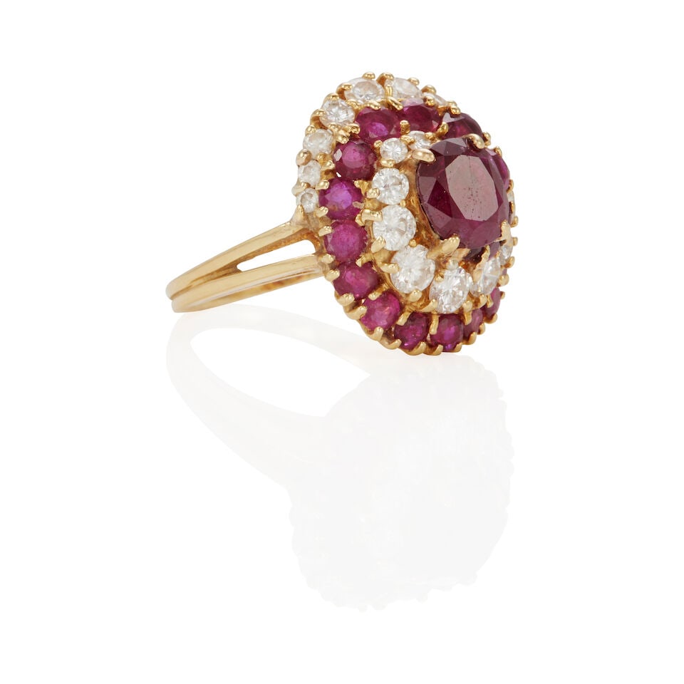 18K GOLD, RUBY AND DIAMOND RING - 2