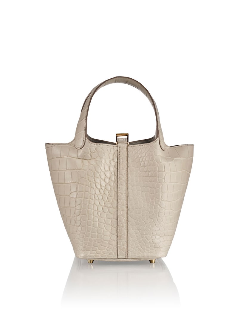 HERMÈS: BETON MATTE ALLIGATOR PICOTIN 18 WITH GOLD HARDWARE 2022 (Includes keys, padlock an... - 3