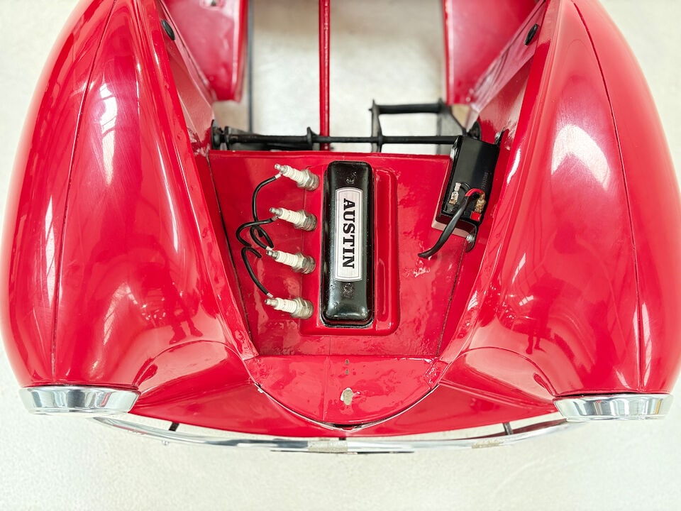 An Austin J40 pedal car - 5