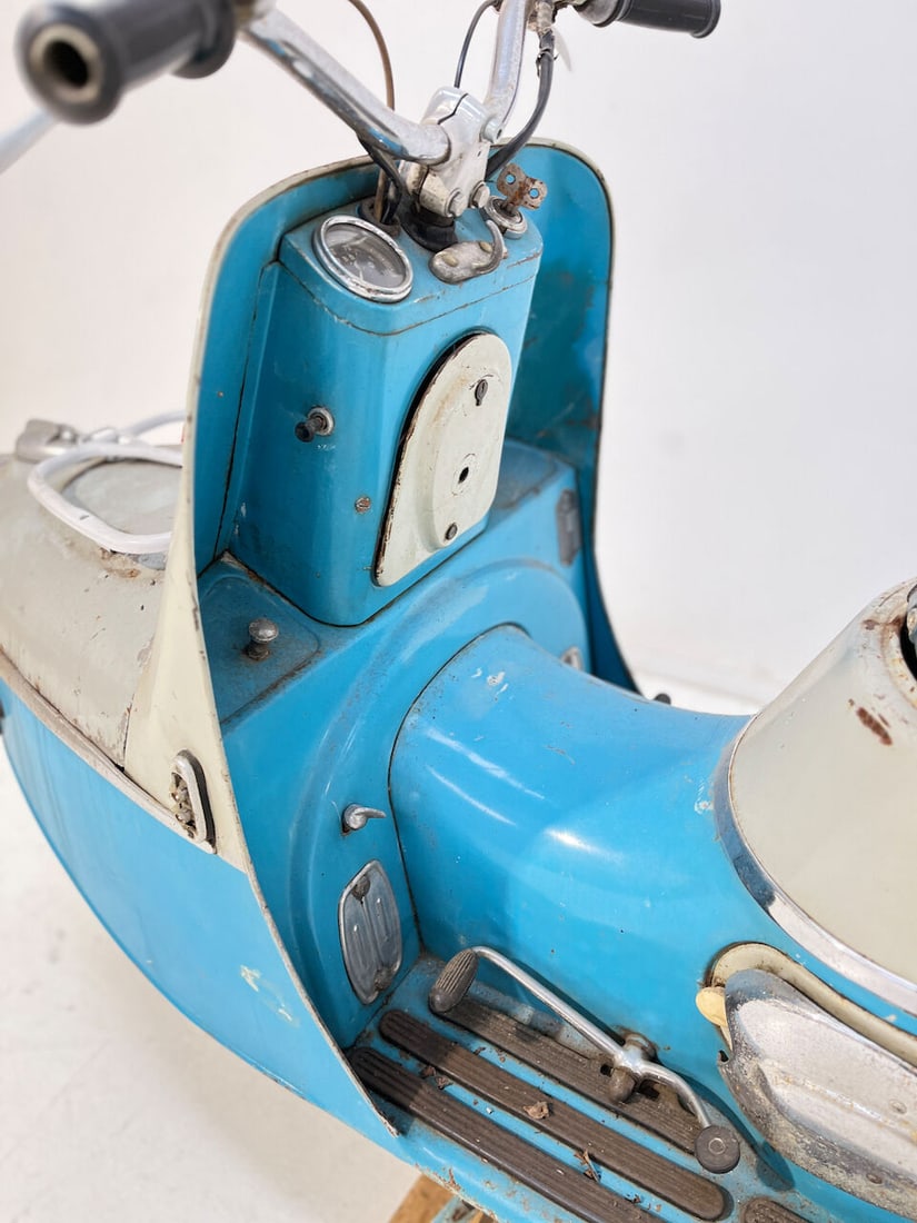 1960 Ĉezeta 172cc 502 01 Frame no. 04111 (to plaque) Engine no. 04403 (to plaque) - 10