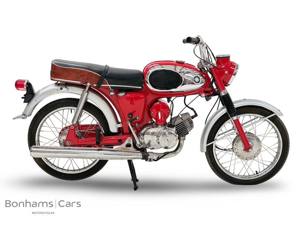 c.1970 Suzuki 98cc A100 Frame no. 17918 Engine no. 17829: c.1970 Suzuki 98cc A100 Registration no. not registered Frame no. 17918 Engine no. 17829 Suzuki's expansion throughout the 1960s was founded on a range of two-stroke ultra-lightweights, which although