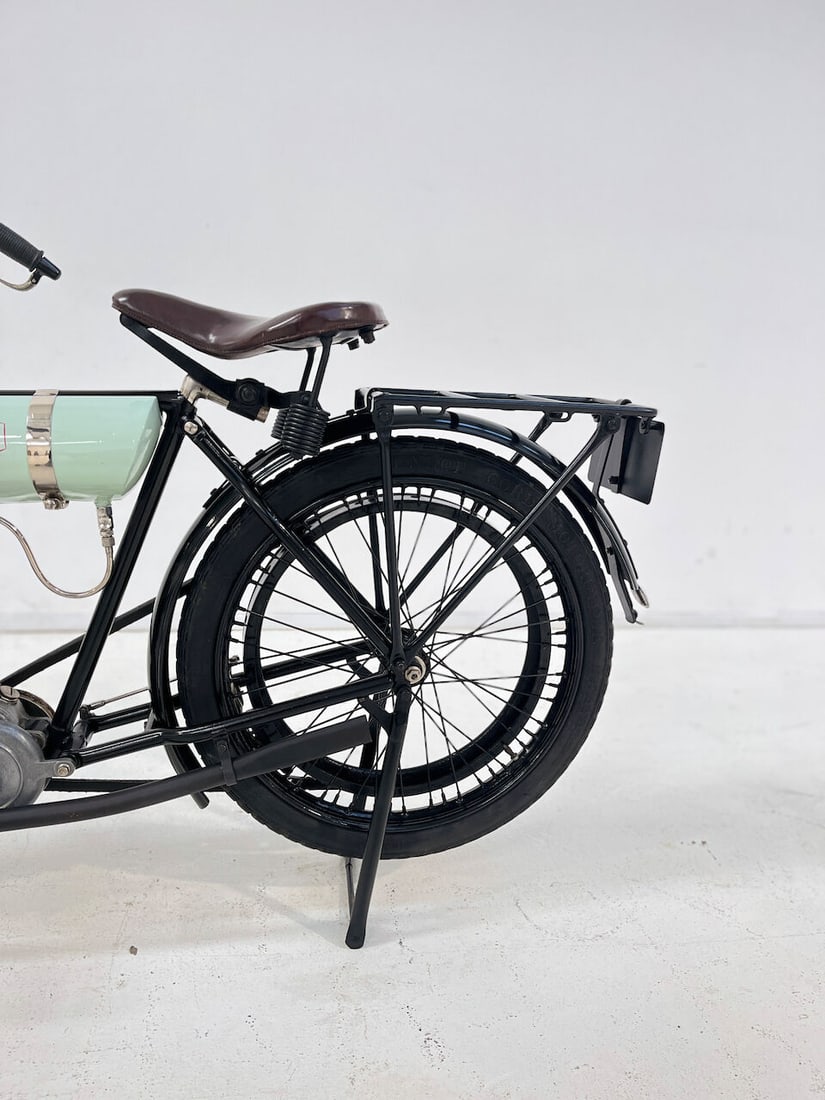 1922 Triumph 225cc Model LW 'Junior' Frame no. 602647 Engine no. 8133 - 14