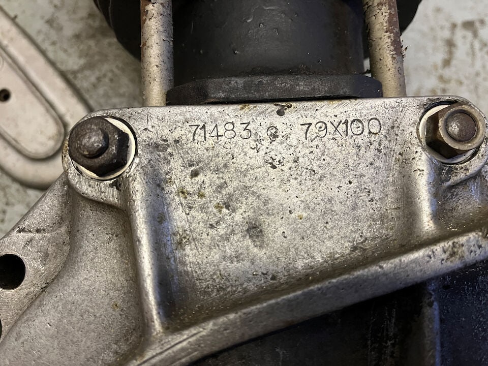 A c.1937 Norton engine - 4