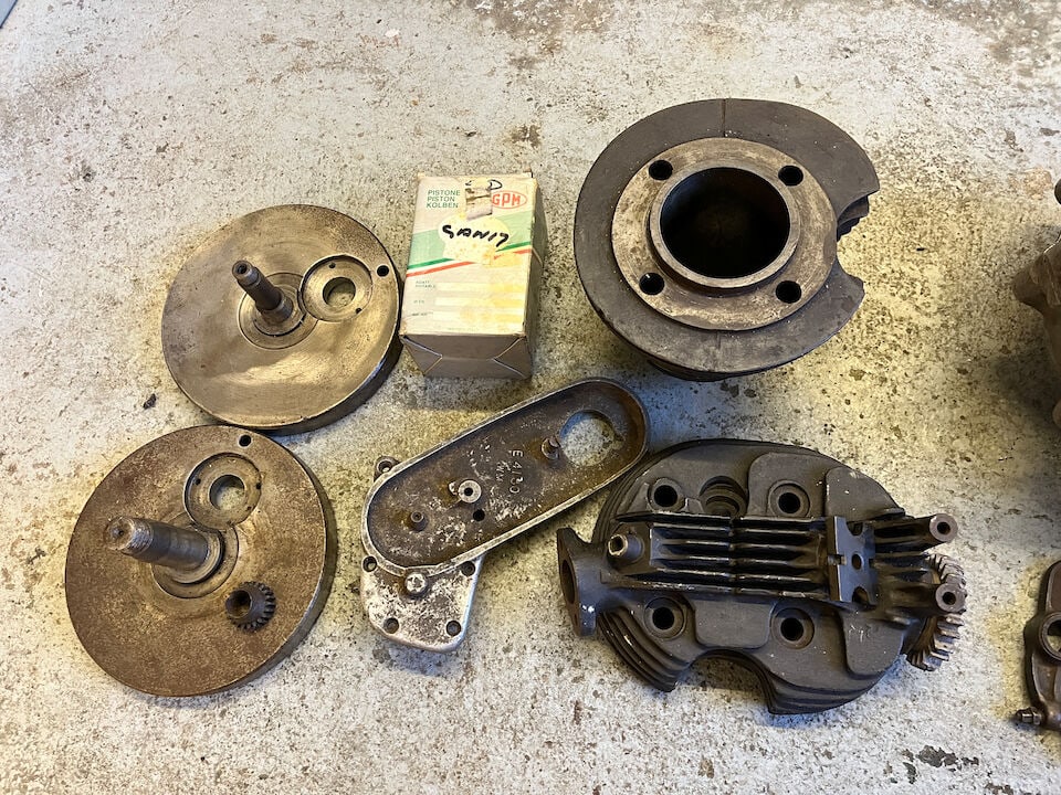 a c.1934 Norton CJ Engine - 4