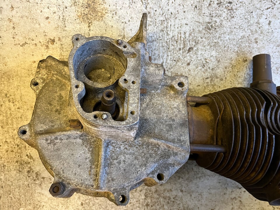 a c.1934 Norton CJ Engine - 9