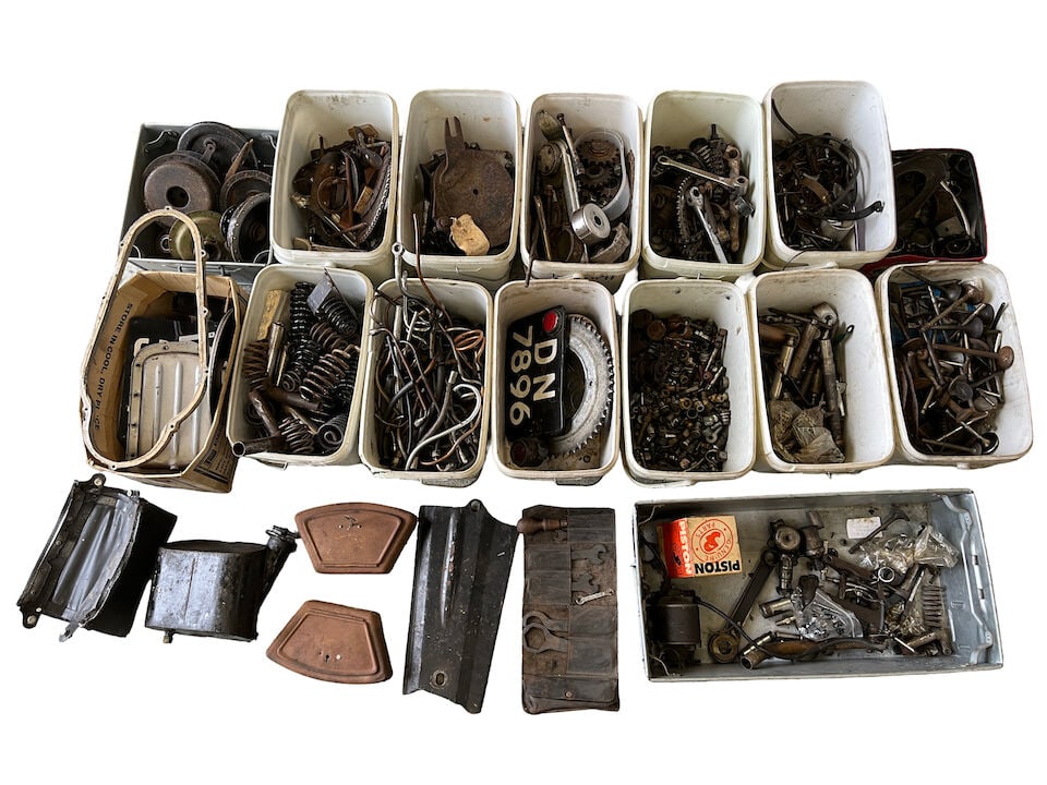 An Autojumblers Lot (1 of 7)