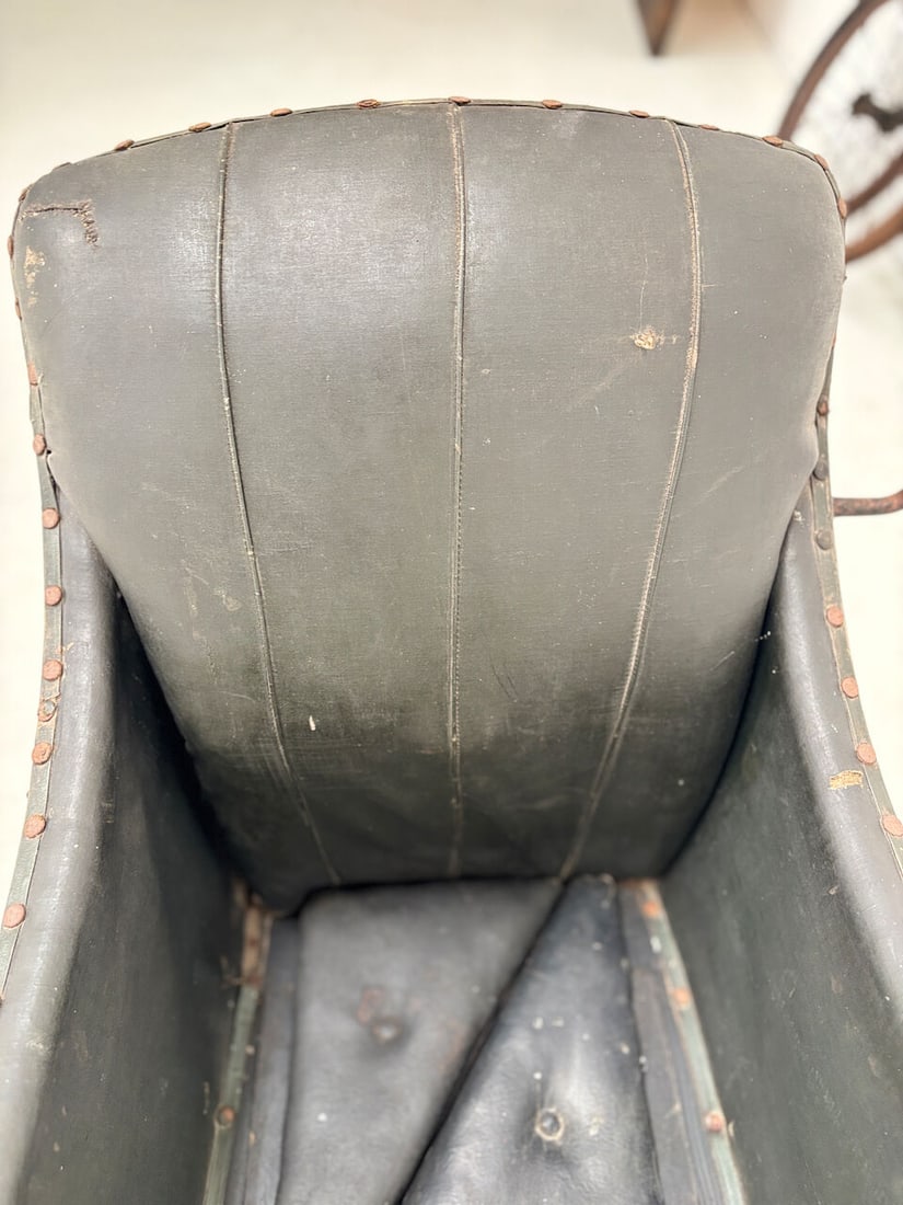 A Mills & Fulford Sidecar body ((2)) - 4