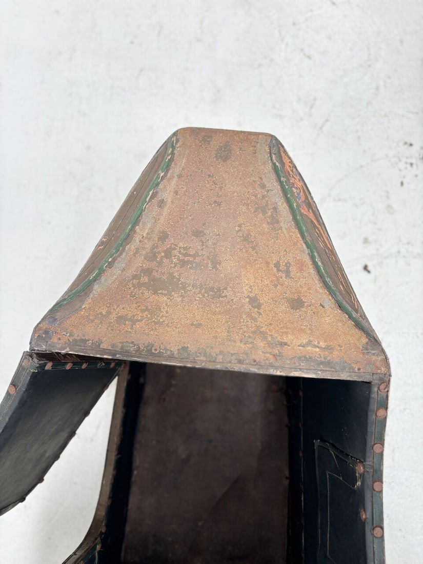 A Mills & Fulford Sidecar body ((2)) - 6