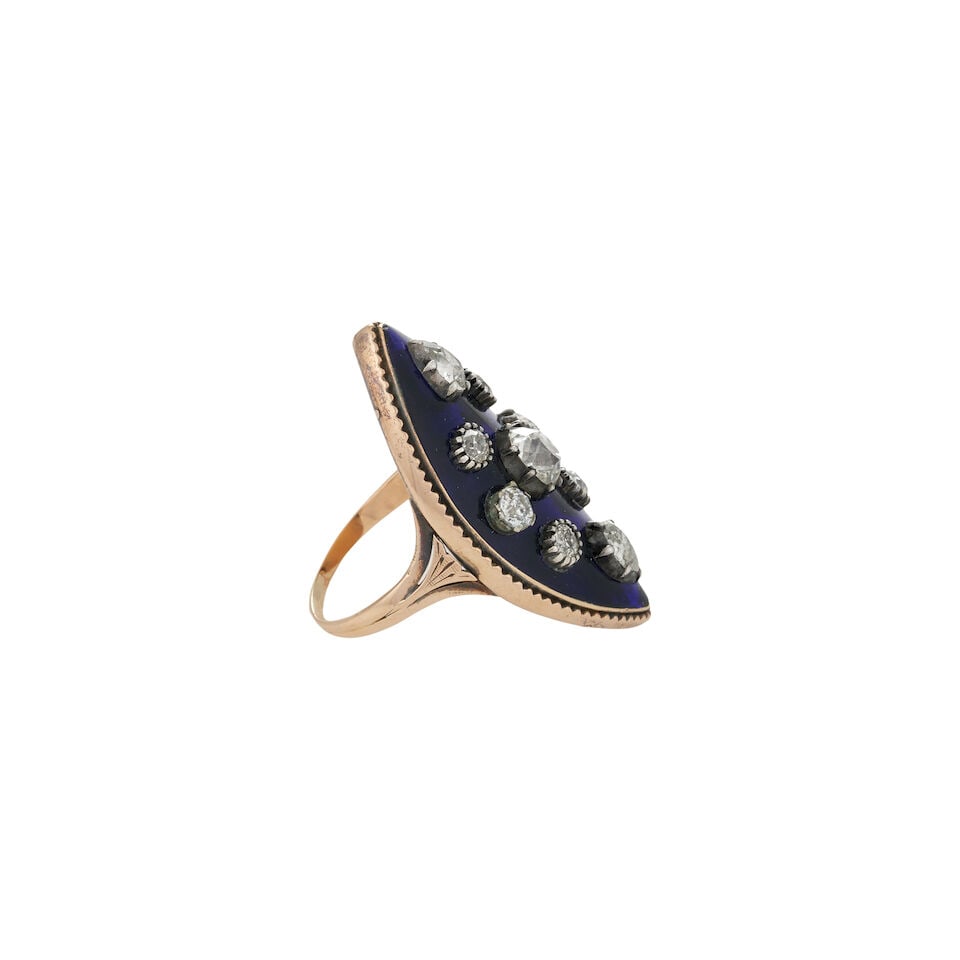 AN ANTIQUE GOLD, ENAMEL, AND DIAMOND RING - 4
