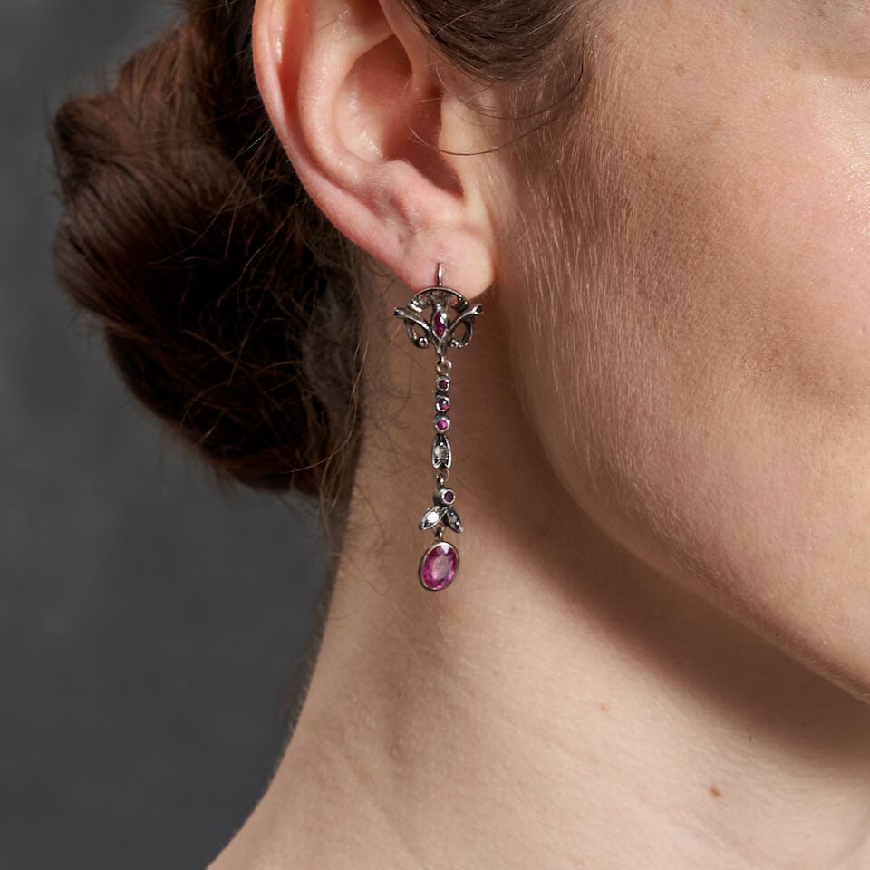 A PAIR OF RUBY AND DIAMOND EARRINGS - 2