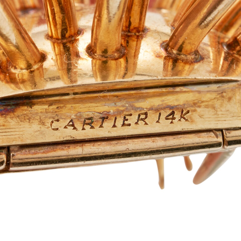 CARTIER: A 14K GOLD SPUTNIK BROOCH - 3