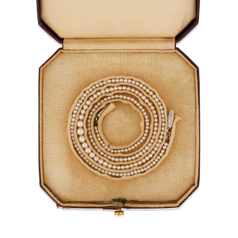 AN ART DECO PEARL NECKLACE - 3