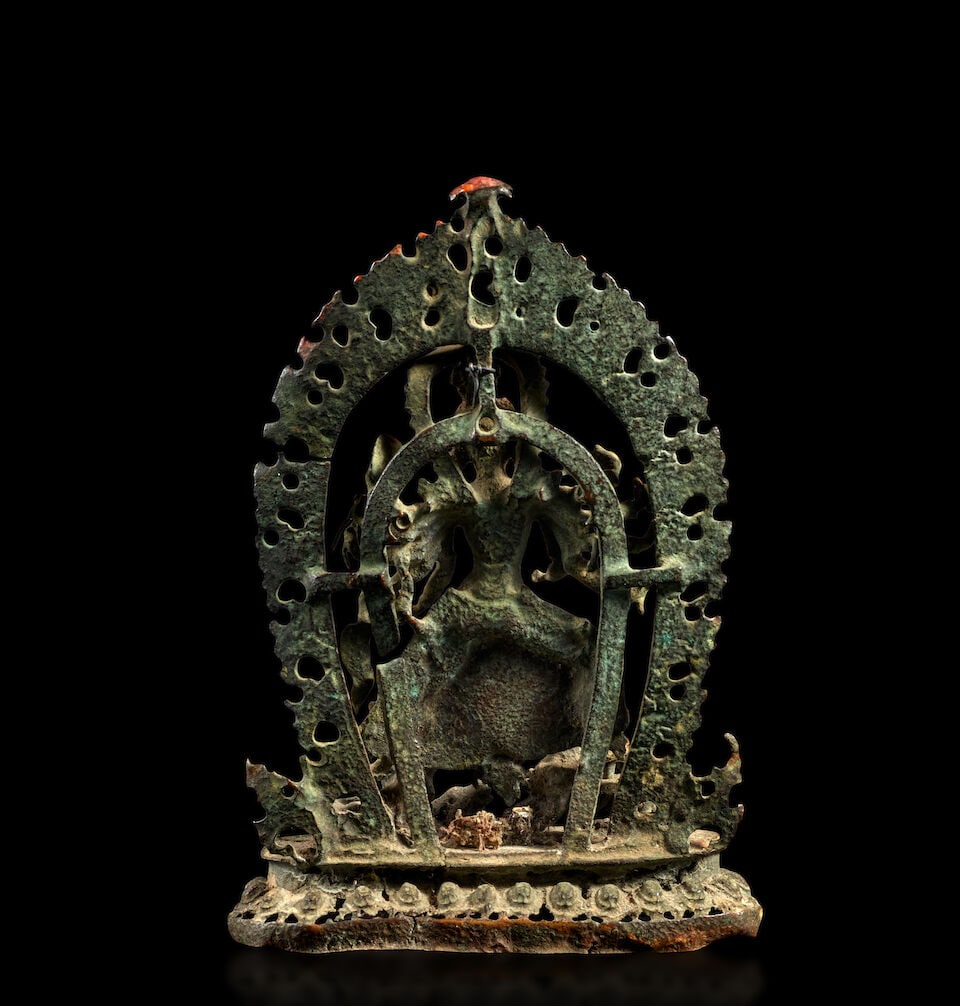 A COPPER ALLOY FIGURE OF DURGA MAHISASURAMARDINI NEPAL, 17TH/18TH CENTURY - 2